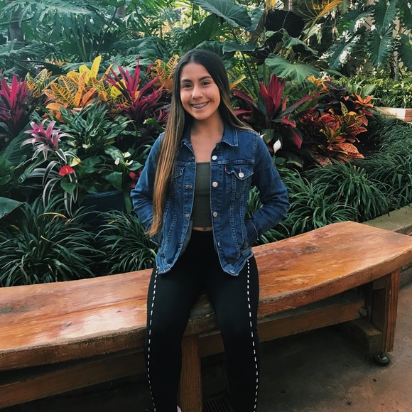 Meet your Posher -Jazlyn, 16 - Picture 8 of 8